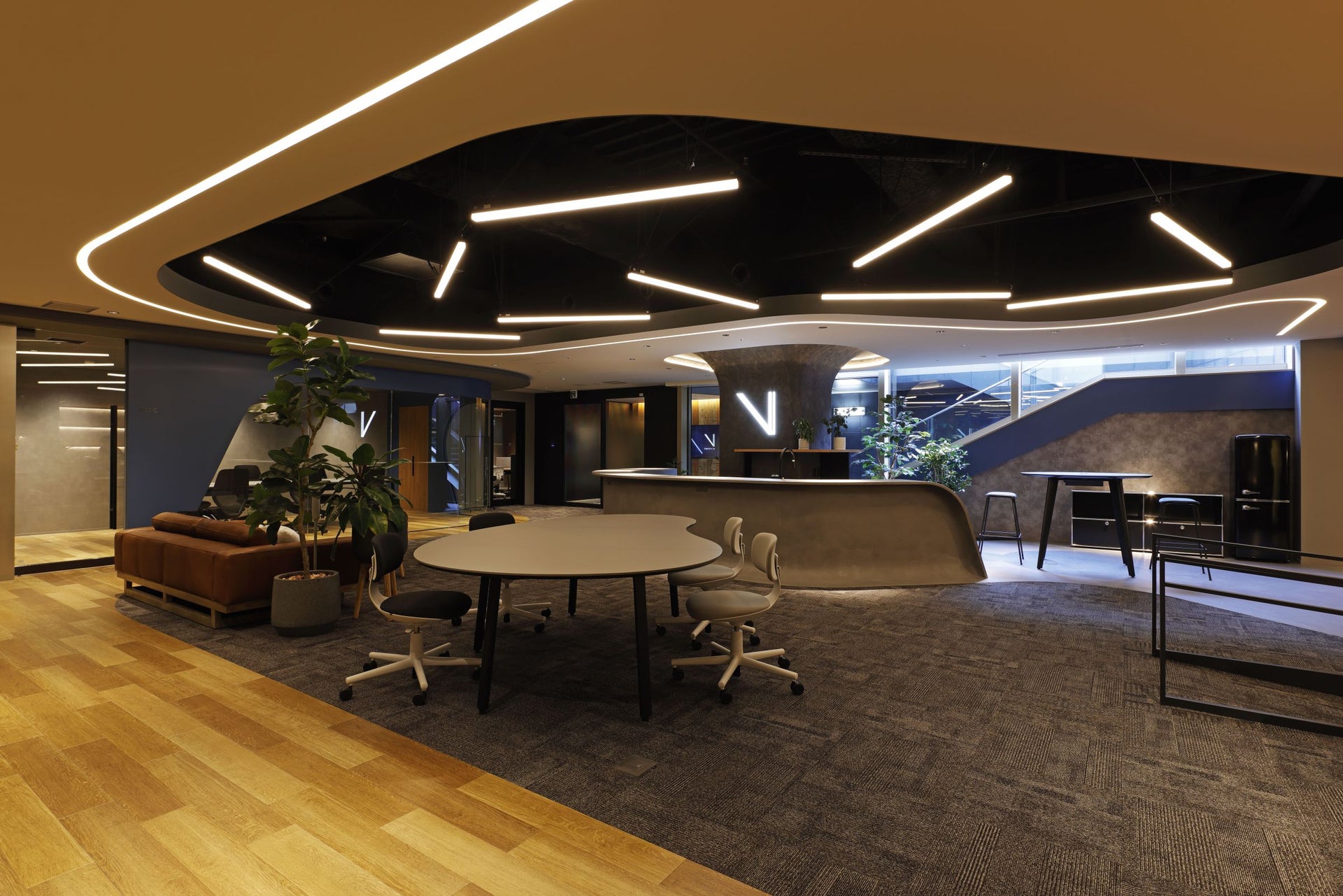 株式会社THE SEVEN B1Fオフィス3